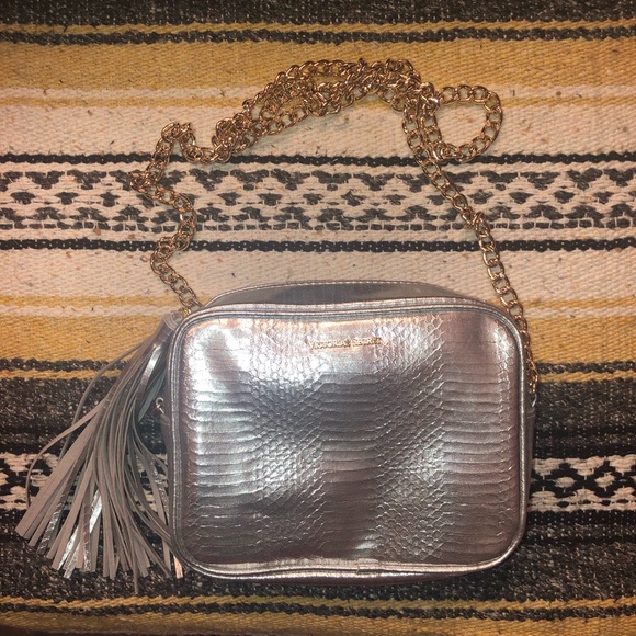 Victoria’s Secret Cross Body - Picture 1 of 2